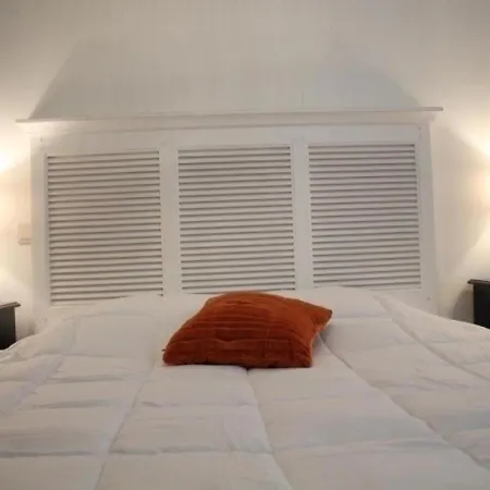 Apartamento Quai Aux Vivres 4 *